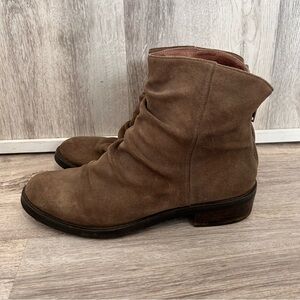 Chocolat Blu Leather Suede Boots Womens 8.5 Country Western Rustic Cottage Brown